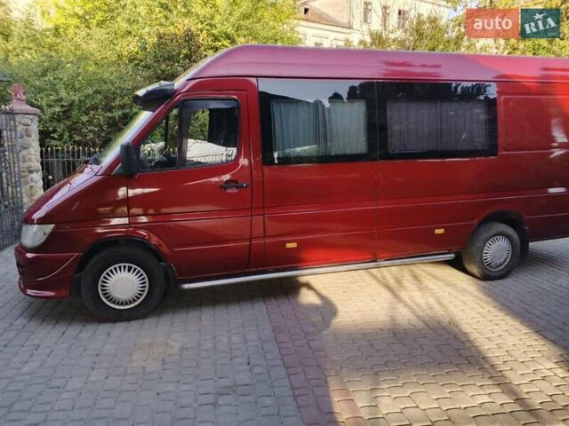 Червоний Мерседес Sprinter, об'ємом двигуна 2.15 л та пробігом 650 тис. км за 9500 $, фото 1 на Automoto.ua