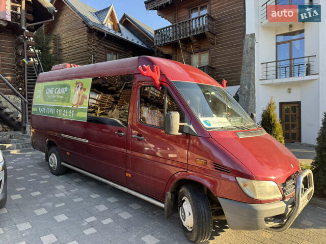 Червоний Мерседес Sprinter, об'ємом двигуна 2.69 л та пробігом 540 тис. км за 13000 $, фото 1 на Automoto.ua