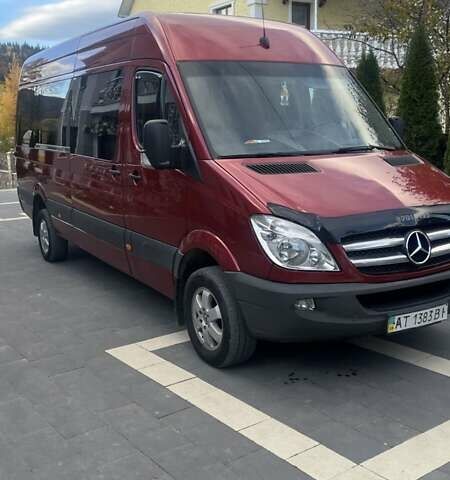 Красный Мерседес Sprinter, объемом двигателя 2.99 л и пробегом 1 тыс. км за 15500 $, фото 1 на Automoto.ua