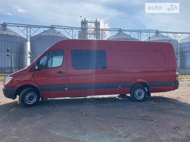 Червоний Мерседес Sprinter, об'ємом двигуна 2.2 л та пробігом 900 тис. км за 11500 $, фото 1 на Automoto.ua