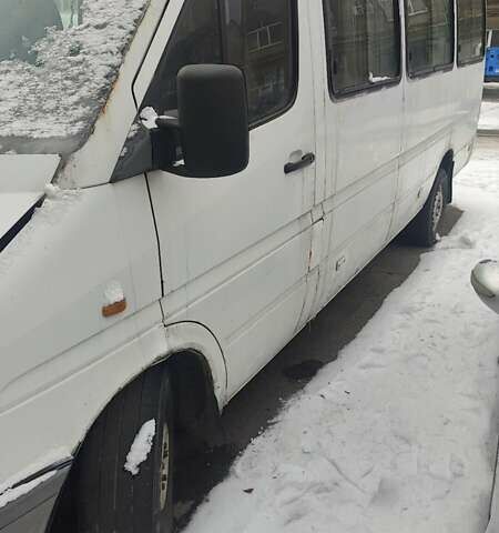 Мерседес Sprinter, объемом двигателя 2.9 л и пробегом 200 тыс. км за 3500 $, фото 1 на Automoto.ua