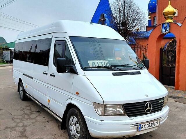 Мерседес Sprinter, объемом двигателя 2.9 л и пробегом 300 тыс. км за 8000 $, фото 1 на Automoto.ua