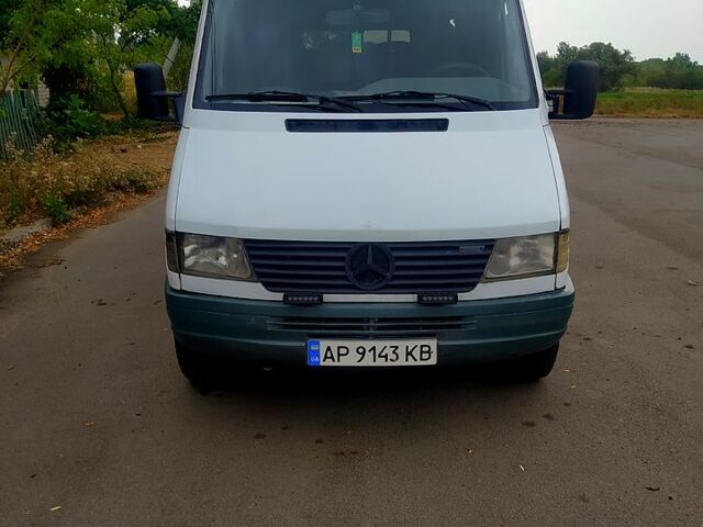 Мерседес Sprinter, об'ємом двигуна 29 л та пробігом 475 тис. км за 5500 $, фото 1 на Automoto.ua