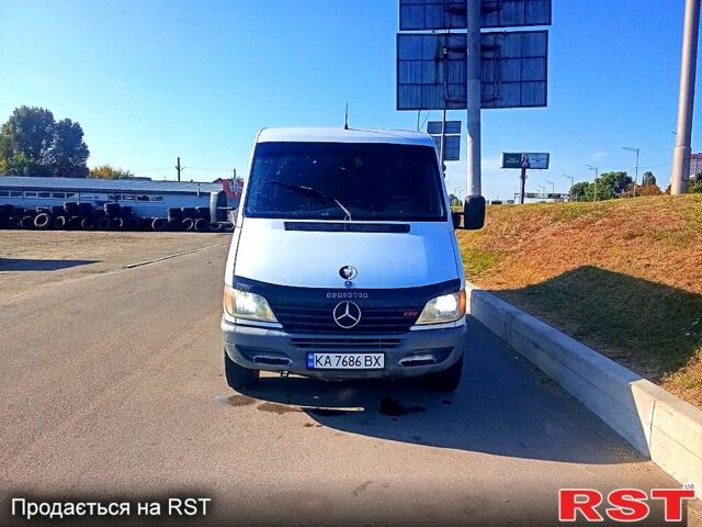 Мерседес Sprinter, объемом двигателя 2.2 л и пробегом 550 тыс. км за 5200 $, фото 1 на Automoto.ua