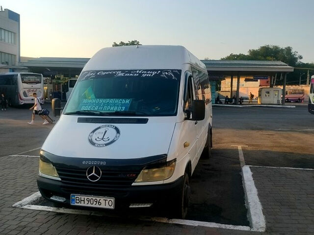 Мерседес Sprinter, об'ємом двигуна 2.2 л та пробігом 1500 тис. км за 9500 $, фото 1 на Automoto.ua