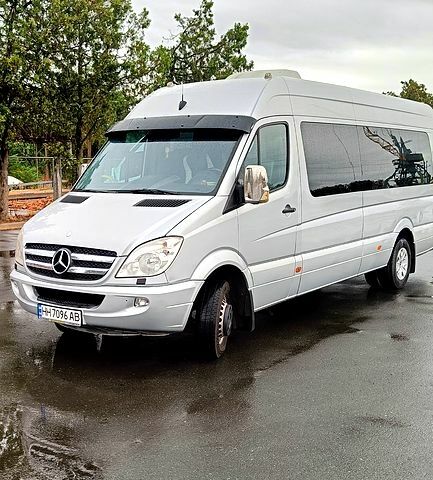 Мерседес Sprinter, об'ємом двигуна 3 л та пробігом 500 тис. км за 42500 $, фото 1 на Automoto.ua