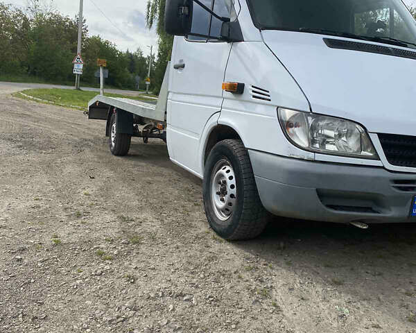 Мерседес Sprinter, объемом двигателя 2.7 л и пробегом 388 тыс. км за 14000 $, фото 1 на Automoto.ua