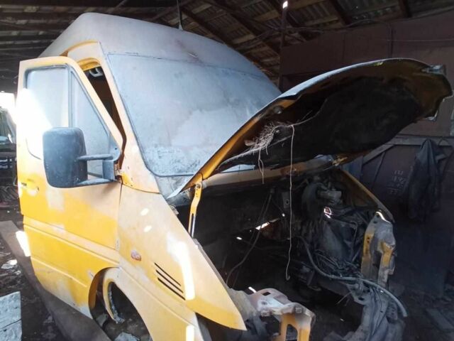 Мерседес Sprinter, объемом двигателя 0 л и пробегом 0 тыс. км за 1700 $, фото 1 на Automoto.ua