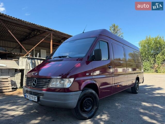 Мерседес Sprinter, объемом двигателя 0 л и пробегом 298 тыс. км за 8500 $, фото 1 на Automoto.ua