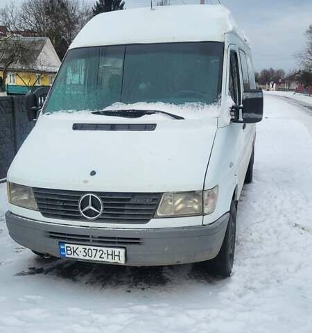 Мерседес Sprinter, объемом двигателя 2.9 л и пробегом 500 тыс. км за 4900 $, фото 1 на Automoto.ua