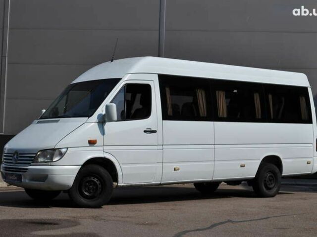 Мерседес Sprinter, объемом двигателя 2.2 л и пробегом 900 тыс. км за 9000 $, фото 1 на Automoto.ua