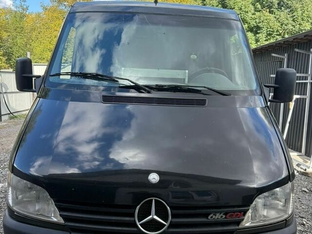 Мерседес Sprinter, объемом двигателя 0 л и пробегом 576 тыс. км за 5400 $, фото 1 на Automoto.ua
