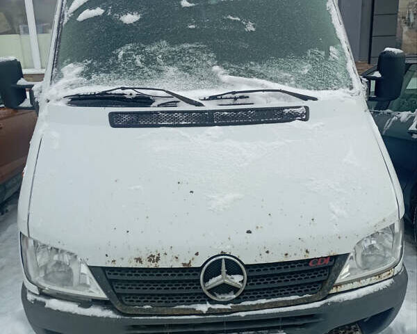 Мерседес Sprinter, об'ємом двигуна 2.2 л та пробігом 250 тис. км за 7000 $, фото 1 на Automoto.ua