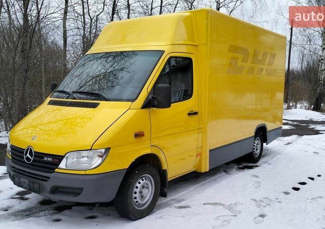Мерседес Sprinter, об'ємом двигуна 2.2 л та пробігом 156 тис. км за 13500 $, фото 1 на Automoto.ua