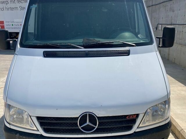 Мерседес Sprinter, объемом двигателя 0 л и пробегом 803 тыс. км за 8400 $, фото 1 на Automoto.ua