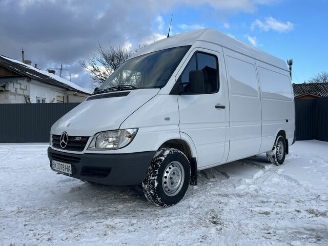 Мерседес Sprinter, об'ємом двигуна 0 л та пробігом 0 тис. км за 9800 $, фото 1 на Automoto.ua