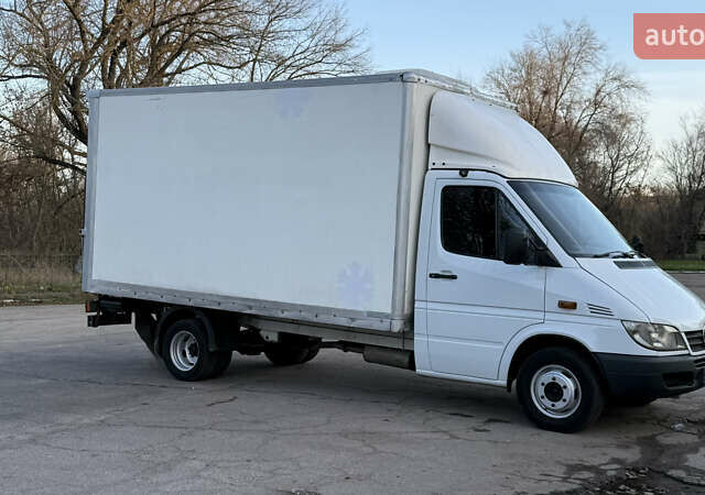 Мерседес Sprinter, объемом двигателя 2.2 л и пробегом 360 тыс. км за 13500 $, фото 1 на Automoto.ua