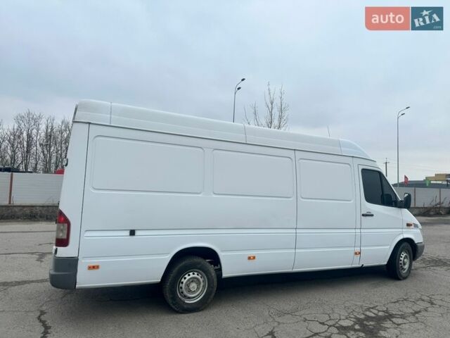 Мерседес Sprinter, объемом двигателя 2.1 л и пробегом 375 тыс. км за 12700 $, фото 1 на Automoto.ua