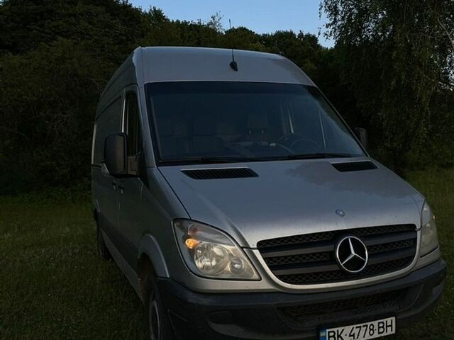 Мерседес Sprinter, об'ємом двигуна 2.2 л та пробігом 609 тис. км за 7400 $, фото 1 на Automoto.ua