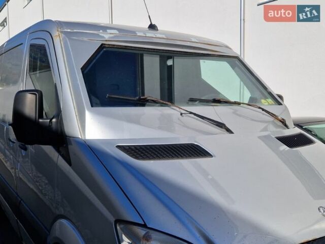 Мерседес Sprinter, об'ємом двигуна 2.2 л та пробігом 300 тис. км за 8119 $, фото 1 на Automoto.ua