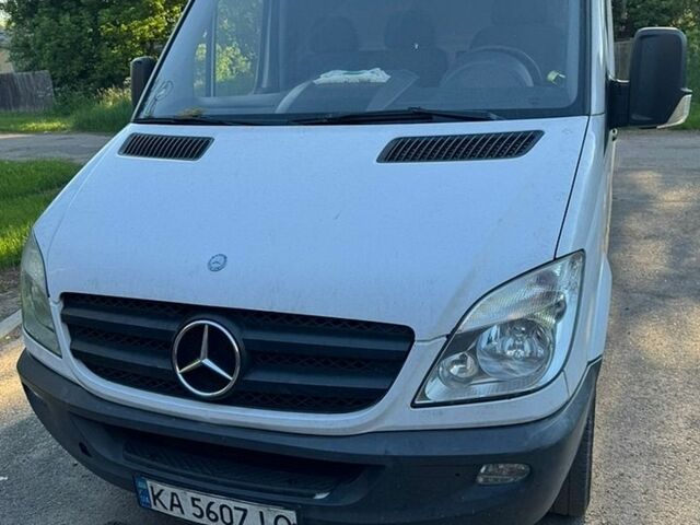 Мерседес Sprinter, объемом двигателя 2.1 л и пробегом 522 тыс. км за 13800 $, фото 1 на Automoto.ua
