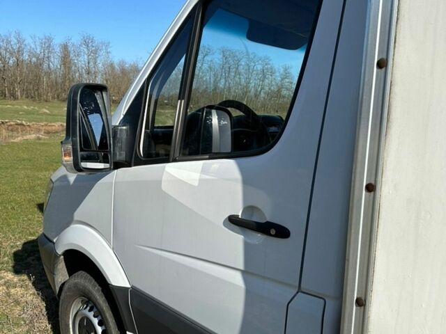 Мерседес Sprinter, объемом двигателя 0 л и пробегом 295 тыс. км за 15000 $, фото 1 на Automoto.ua