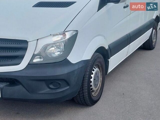 Мерседес Sprinter, объемом двигателя 2.1 л и пробегом 353 тыс. км за 13500 $, фото 1 на Automoto.ua
