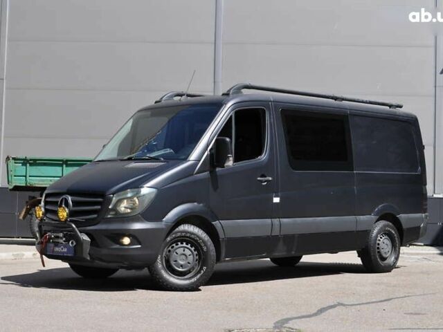 Мерседес Sprinter, объемом двигателя 2.1 л и пробегом 238 тыс. км за 17300 $, фото 1 на Automoto.ua