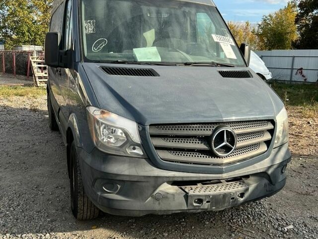 Мерседес Sprinter, объемом двигателя 3 л и пробегом 189 тыс. км за 22000 $, фото 1 на Automoto.ua