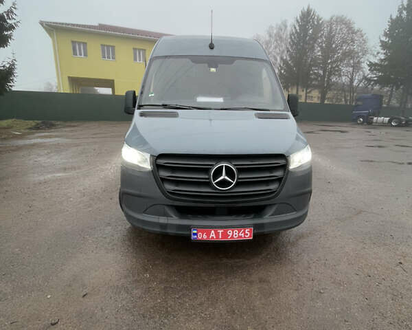 Мерседес Sprinter, объемом двигателя 2.14 л и пробегом 451 тыс. км за 25500 $, фото 1 на Automoto.ua