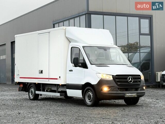 Мерседес Sprinter, объемом двигателя 2.2 л и пробегом 159 тыс. км за 30900 $, фото 1 на Automoto.ua