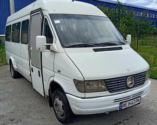 Мерседес Sprinter, объемом двигателя 2.9 л и пробегом 200 тыс. км за 5600 $, фото 1 на Automoto.ua