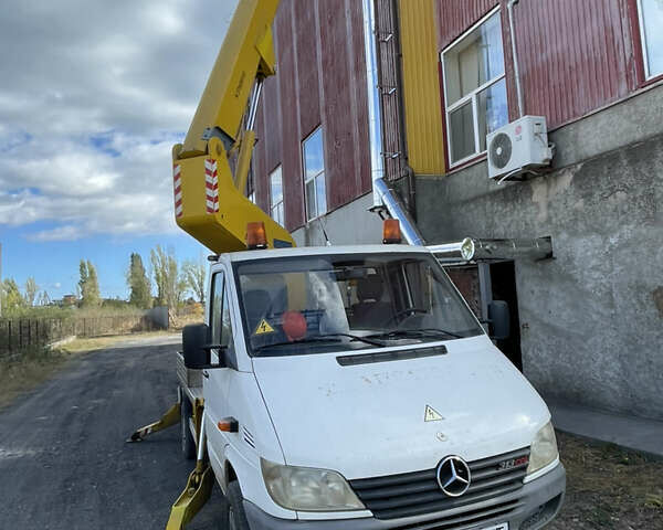 Мерседес Sprinter, объемом двигателя 0 л и пробегом 116 тыс. км за 24000 $, фото 1 на Automoto.ua