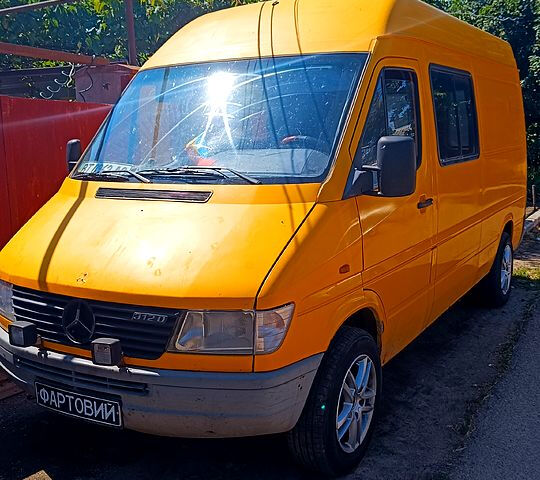 Мерседес Sprinter, объемом двигателя 3 л и пробегом 5000 тыс. км за 6400 $, фото 1 на Automoto.ua