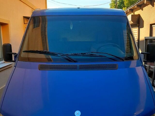 Мерседес Sprinter, объемом двигателя 2.2 л и пробегом 0 тыс. км за 6600 $, фото 1 на Automoto.ua