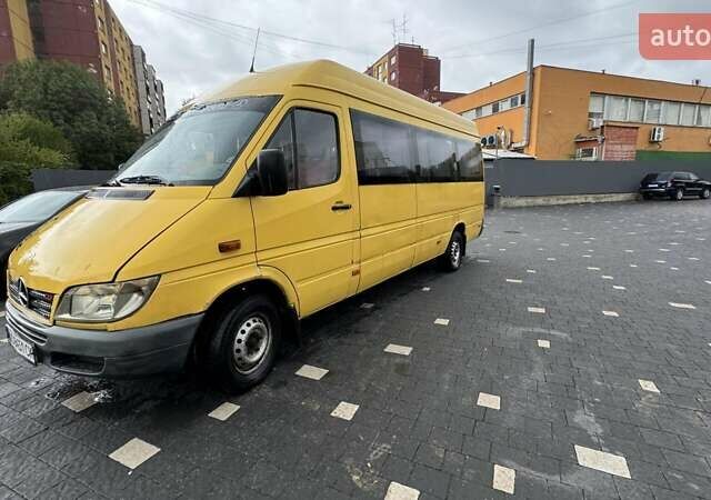 Мерседес Sprinter, об'ємом двигуна 2.1 л та пробігом 550 тис. км за 4500 $, фото 1 на Automoto.ua