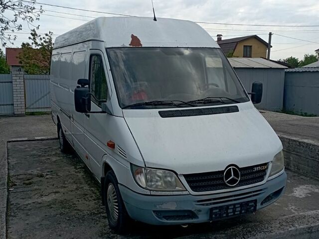 Мерседес Sprinter, объемом двигателя 2.2 л и пробегом 307 тыс. км за 9000 $, фото 1 на Automoto.ua