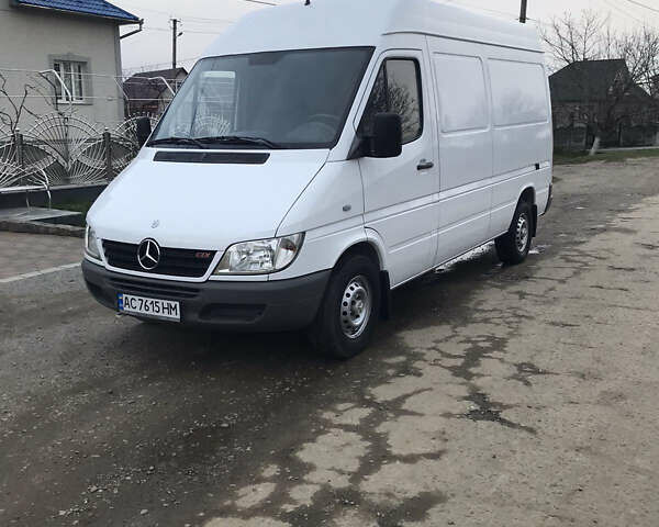 Мерседес Sprinter, об'ємом двигуна 2.15 л та пробігом 216 тис. км за 13900 $, фото 1 на Automoto.ua