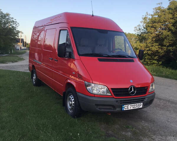 Мерседес Sprinter, объемом двигателя 2.15 л и пробегом 285 тыс. км за 12600 $, фото 1 на Automoto.ua