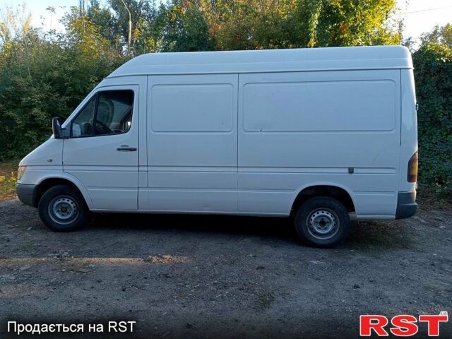 Мерседес Sprinter, объемом двигателя 2.2 л и пробегом 1 тыс. км за 7500 $, фото 1 на Automoto.ua