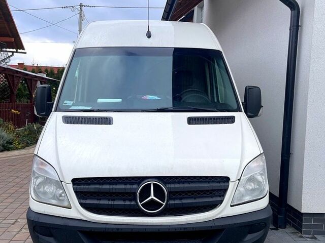 Мерседес Sprinter, объемом двигателя 2.1 л и пробегом 265 тыс. км за 11400 $, фото 1 на Automoto.ua