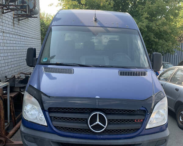 Мерседес Sprinter, объемом двигателя 2.2 л и пробегом 360 тыс. км за 9999 $, фото 1 на Automoto.ua