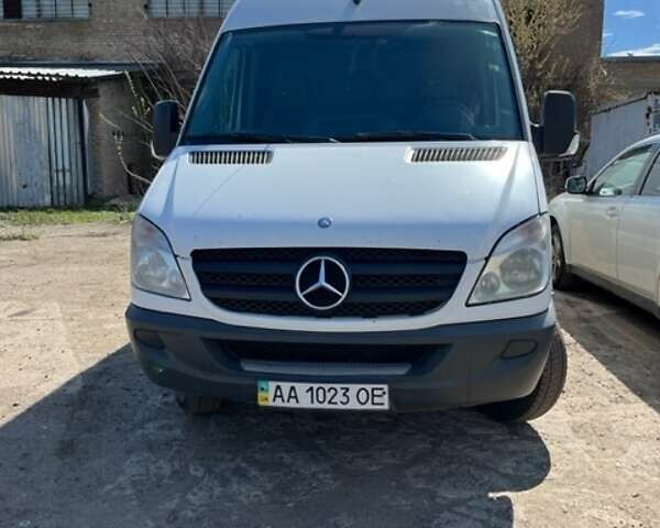 Мерседес Sprinter, об'ємом двигуна 0 л та пробігом 585 тис. км за 15700 $, фото 1 на Automoto.ua