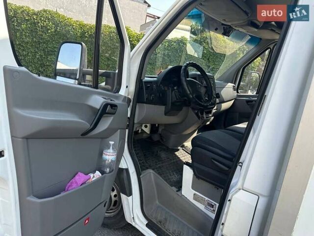 Мерседес Sprinter, объемом двигателя 2.15 л и пробегом 300 тыс. км за 17000 $, фото 1 на Automoto.ua