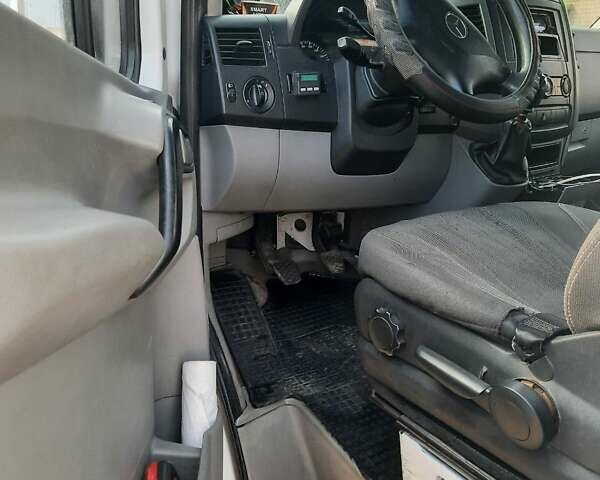 Мерседес Sprinter, объемом двигателя 0 л и пробегом 388 тыс. км за 10400 $, фото 1 на Automoto.ua