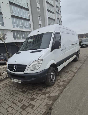 Мерседес Sprinter, объемом двигателя 2.1 л и пробегом 510 тыс. км за 8300 $, фото 1 на Automoto.ua