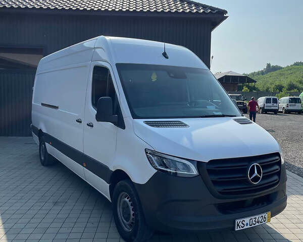 Мерседес Sprinter, объемом двигателя 1.95 л и пробегом 300 тыс. км за 36310 $, фото 1 на Automoto.ua