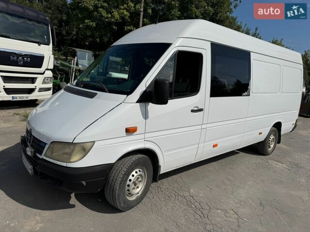 Мерседес Sprinter, объемом двигателя 2.7 л и пробегом 450 тыс. км за 9999 $, фото 1 на Automoto.ua