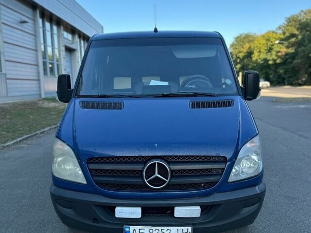 Мерседес Sprinter, объемом двигателя 2.2 л и пробегом 605 тыс. км за 10000 $, фото 1 на Automoto.ua