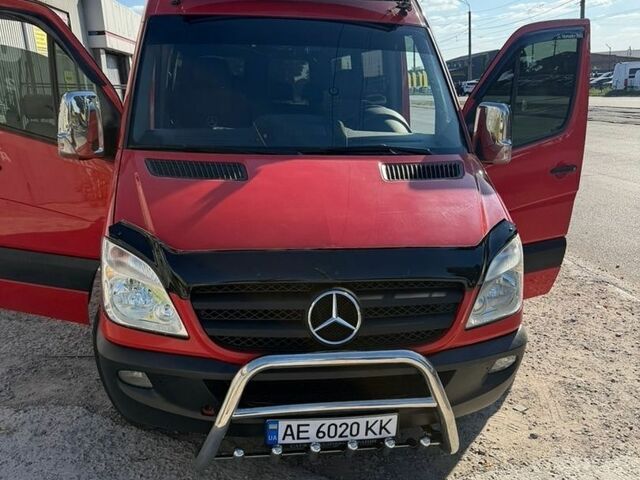 Мерседес Sprinter, объемом двигателя 2.1 л и пробегом 298 тыс. км за 16500 $, фото 1 на Automoto.ua